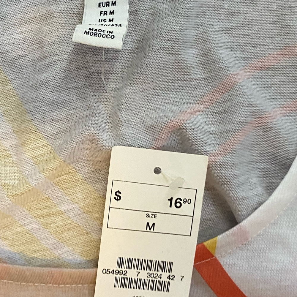 H&M Tank Top - Picture 3 of 3